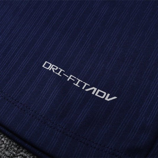 Special Edition Tracksuit Kit - Detail