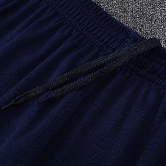 Special Edition Tracksuit Kit - Detail