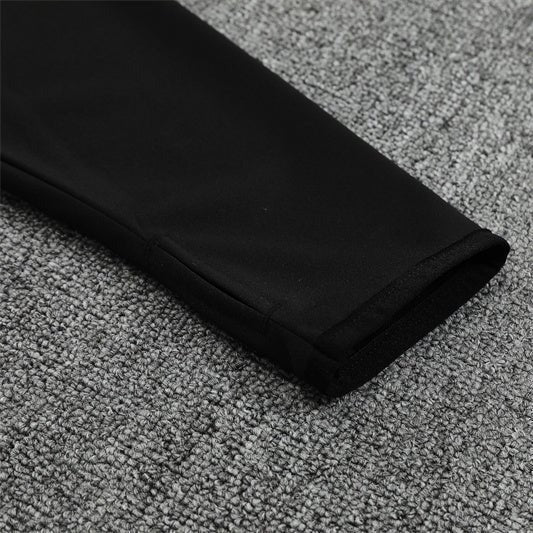 Special Edition Tracksuit Kit - Detail