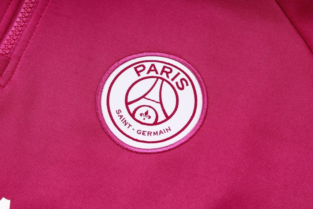 Tracksuit Kit - Detail