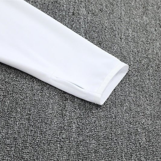 Home 25/26 Tracksuit Kit - Detail