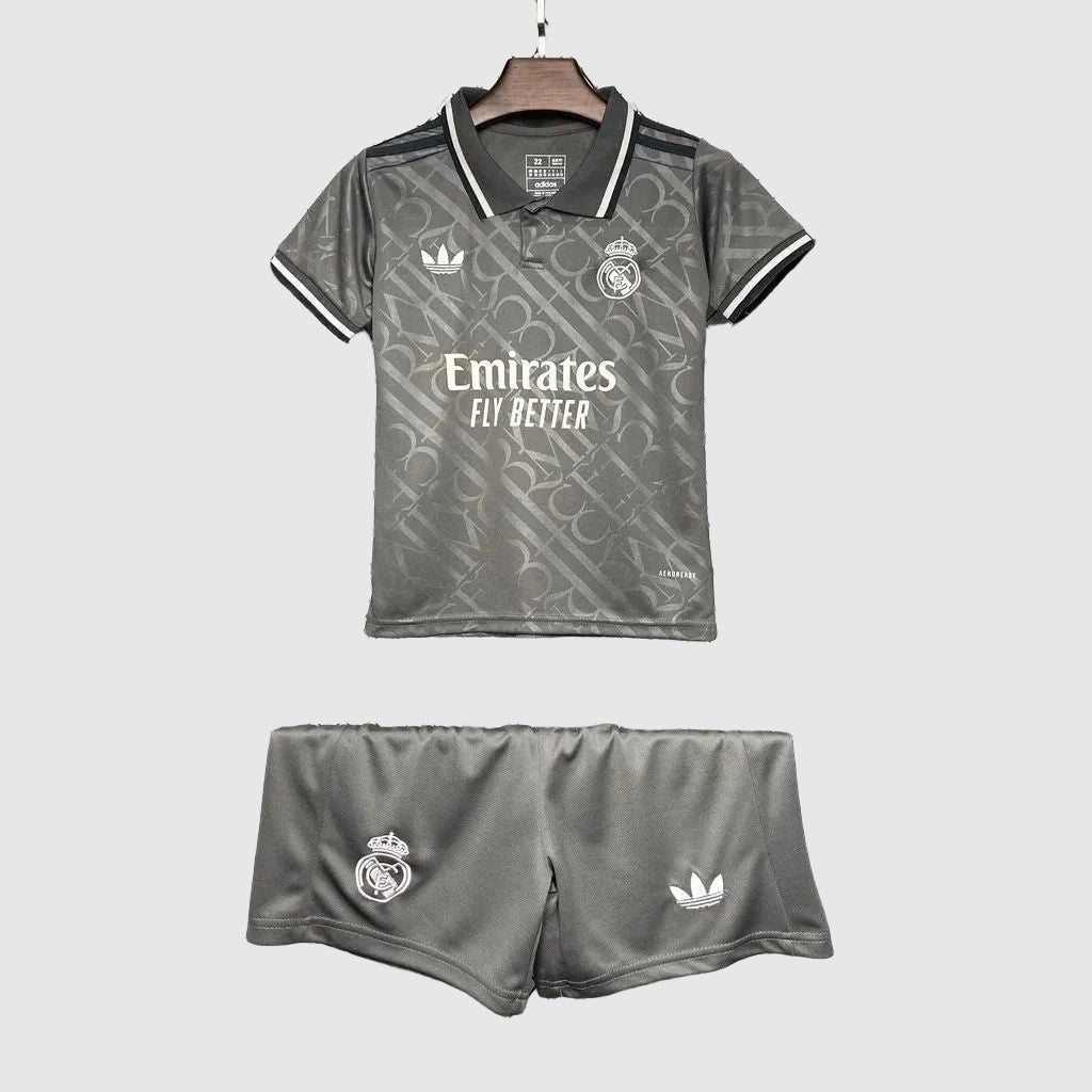 Third 24/25 Kids Shirt Kit - View 3