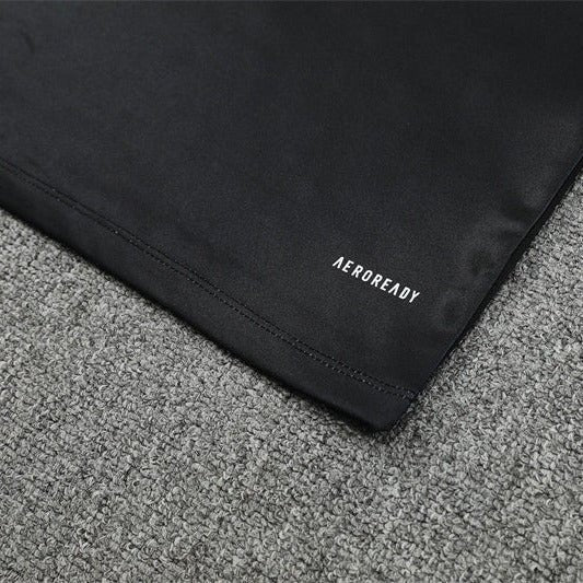 Special Edition Tracksuit Kit - Detail