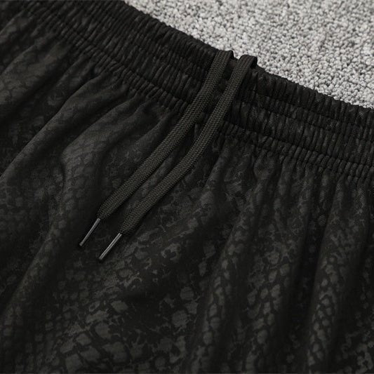 Special Edition Tracksuit Kit - Detail