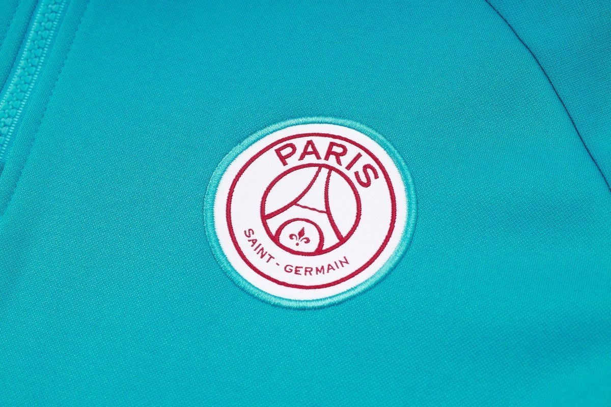 Tracksuit Kit - Detail