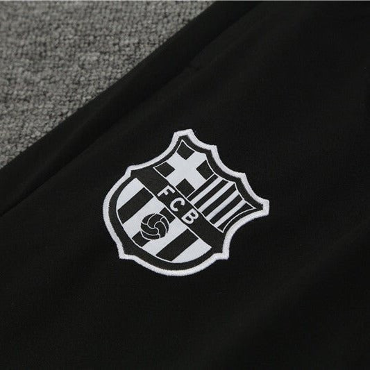 Training 24/25 Tracksuit Kit - Detail