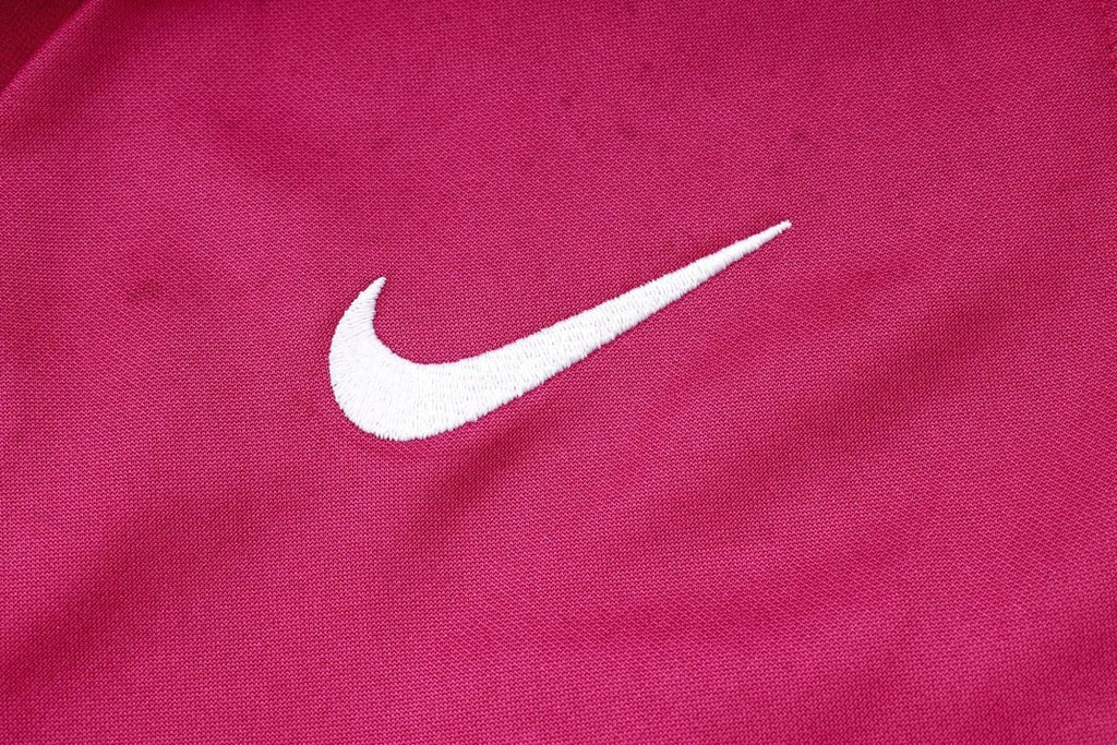 Tracksuit Kit - Detail