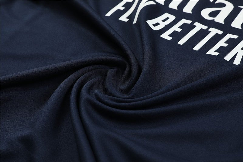Special Edition Tracksuit Kit - Detail