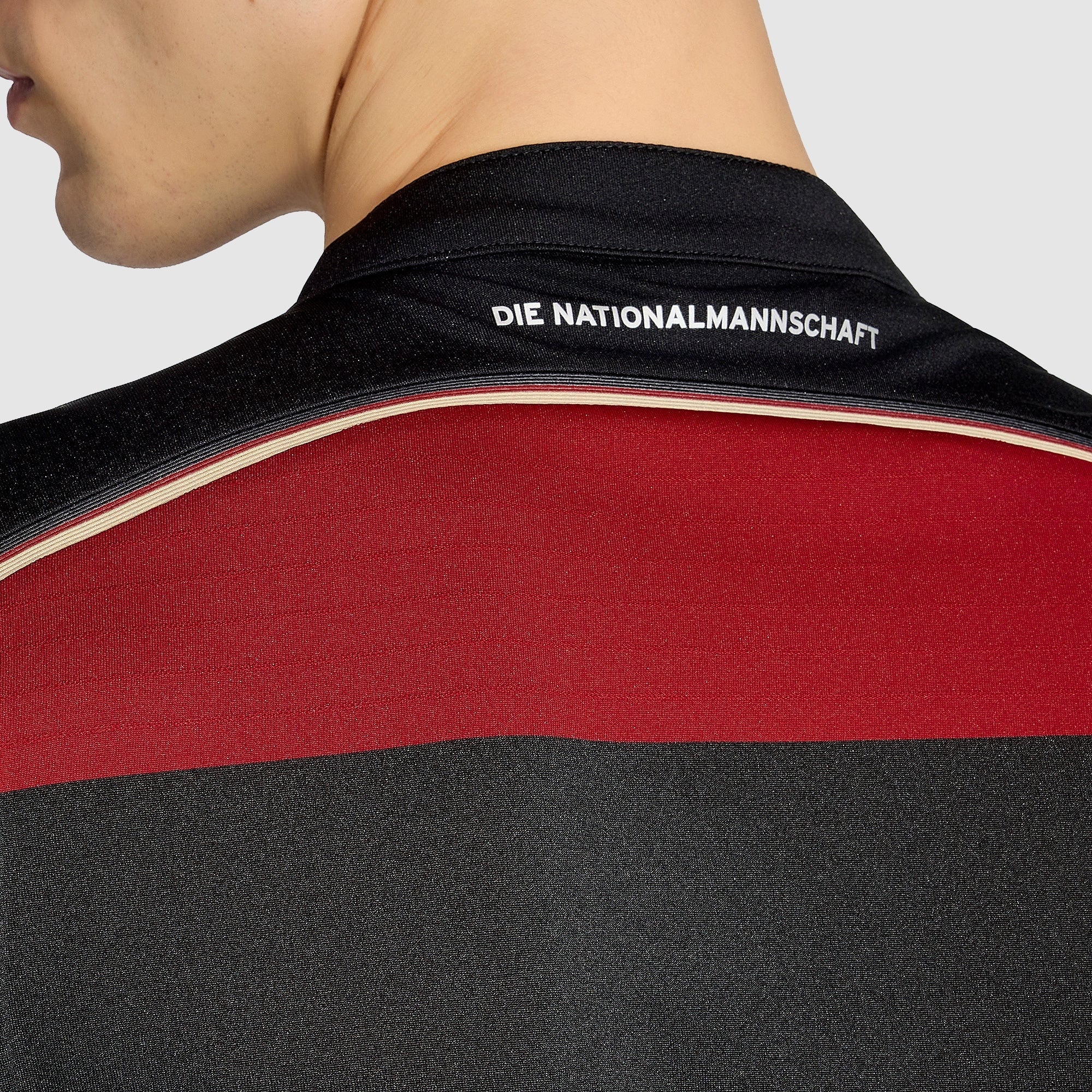 Retro Away 2014 Shirt - Detail