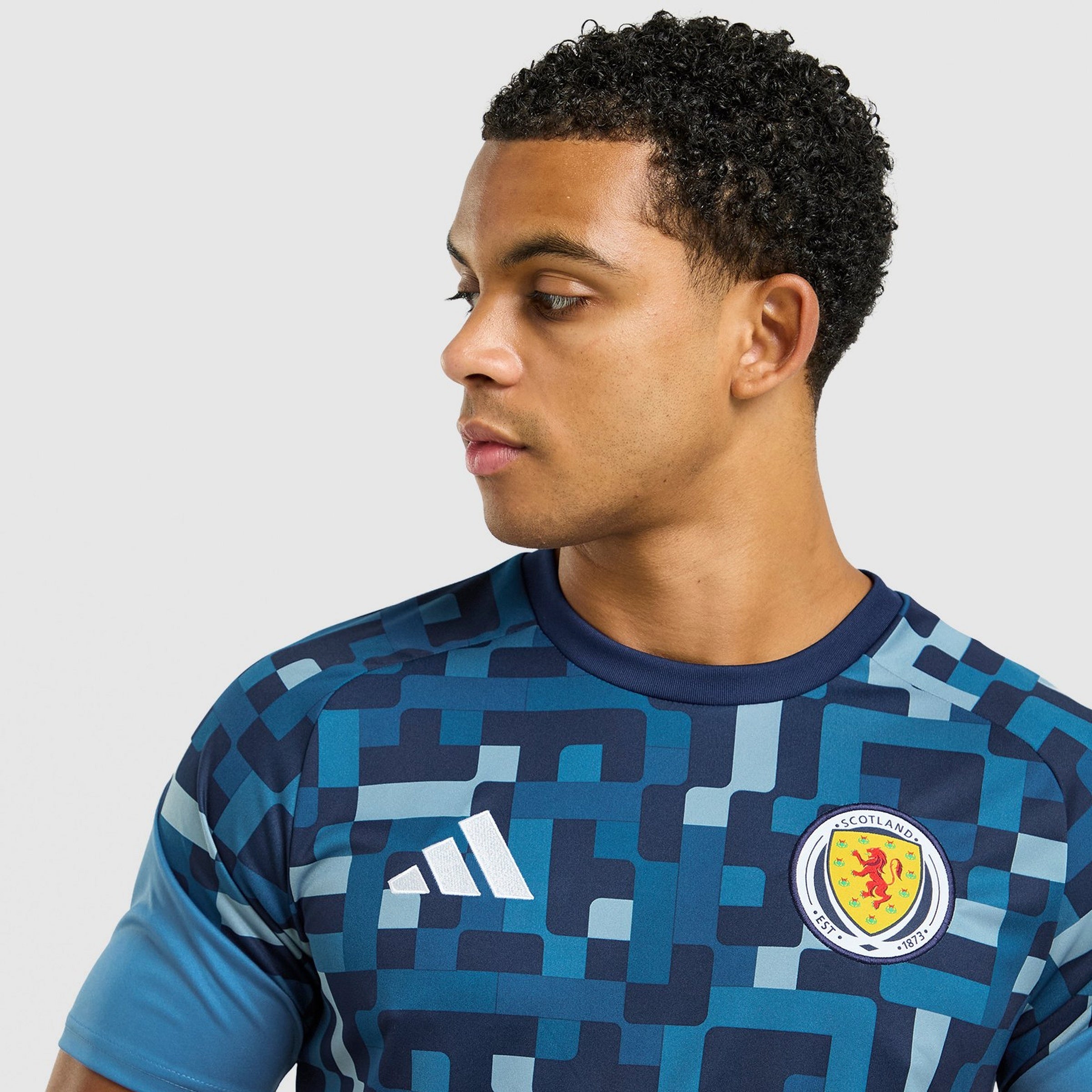 Pre-Match 26/27 Shirt - Front Detail