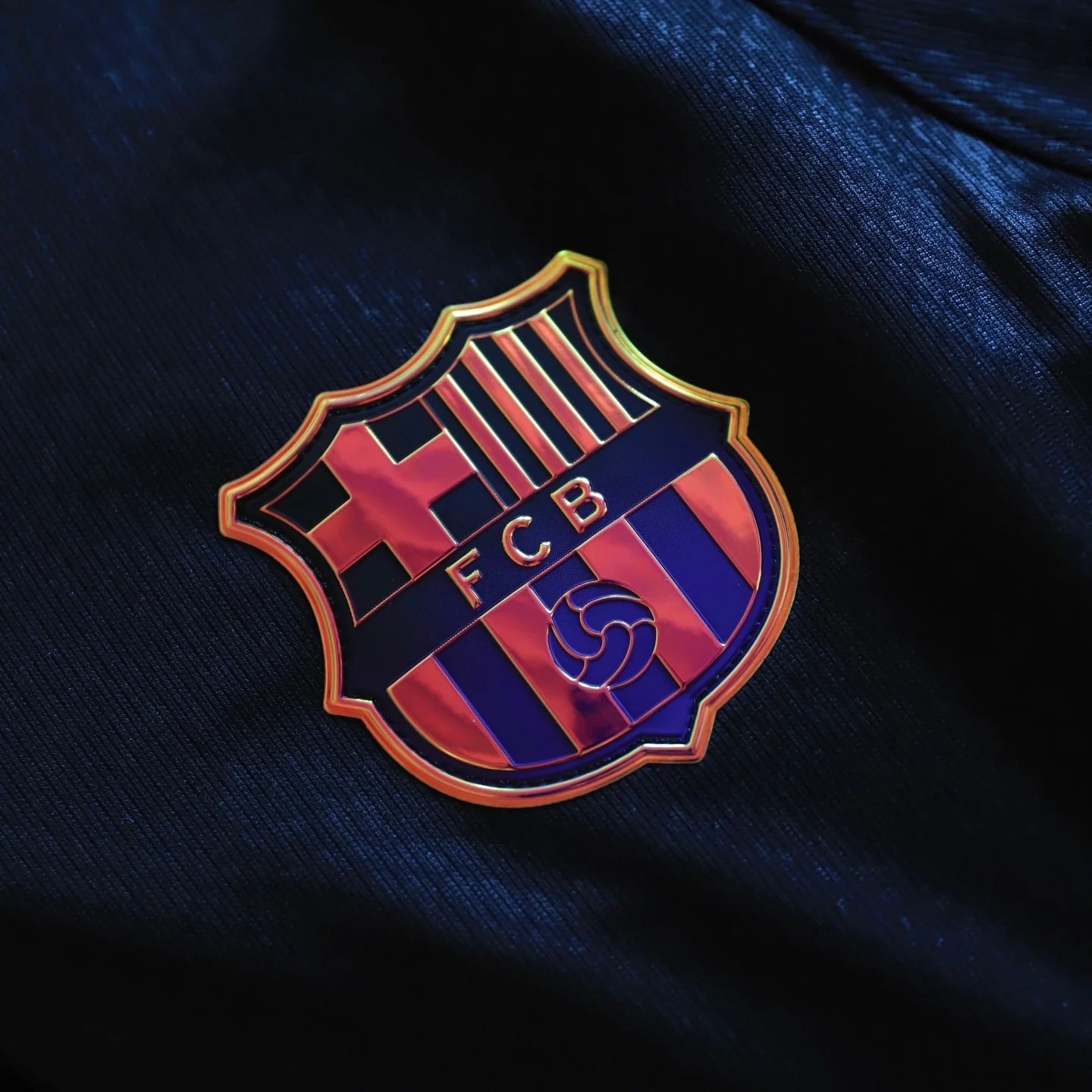 Away 26/27 Men's Long Sleeve Shirt - Club Crest