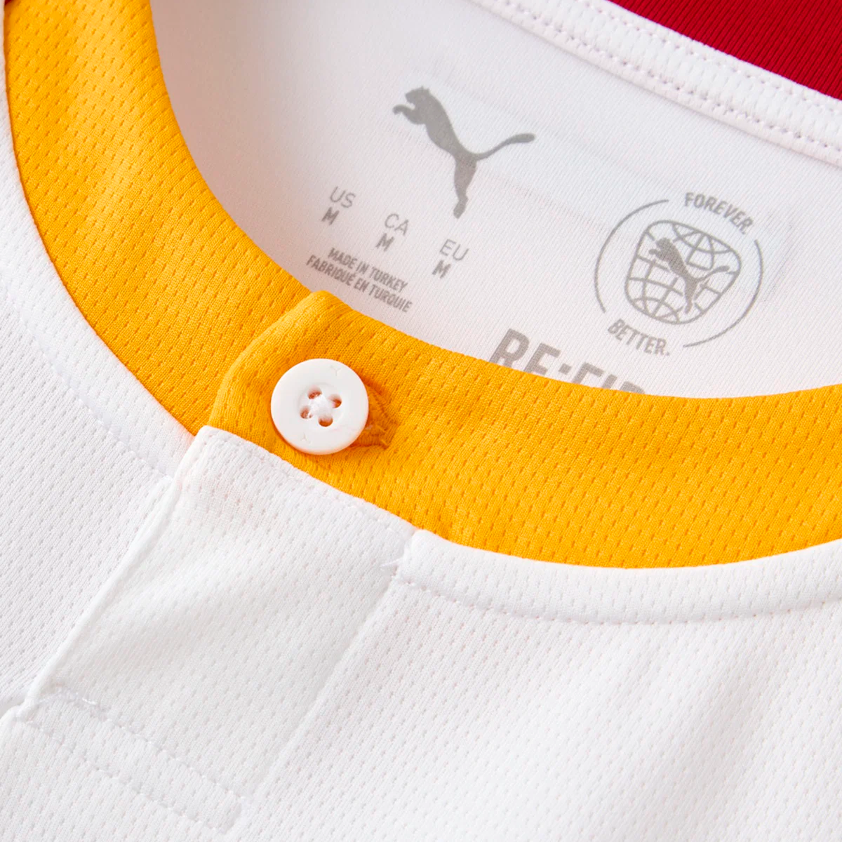 Away 26/27 Men’s Shirt - Collar Detail