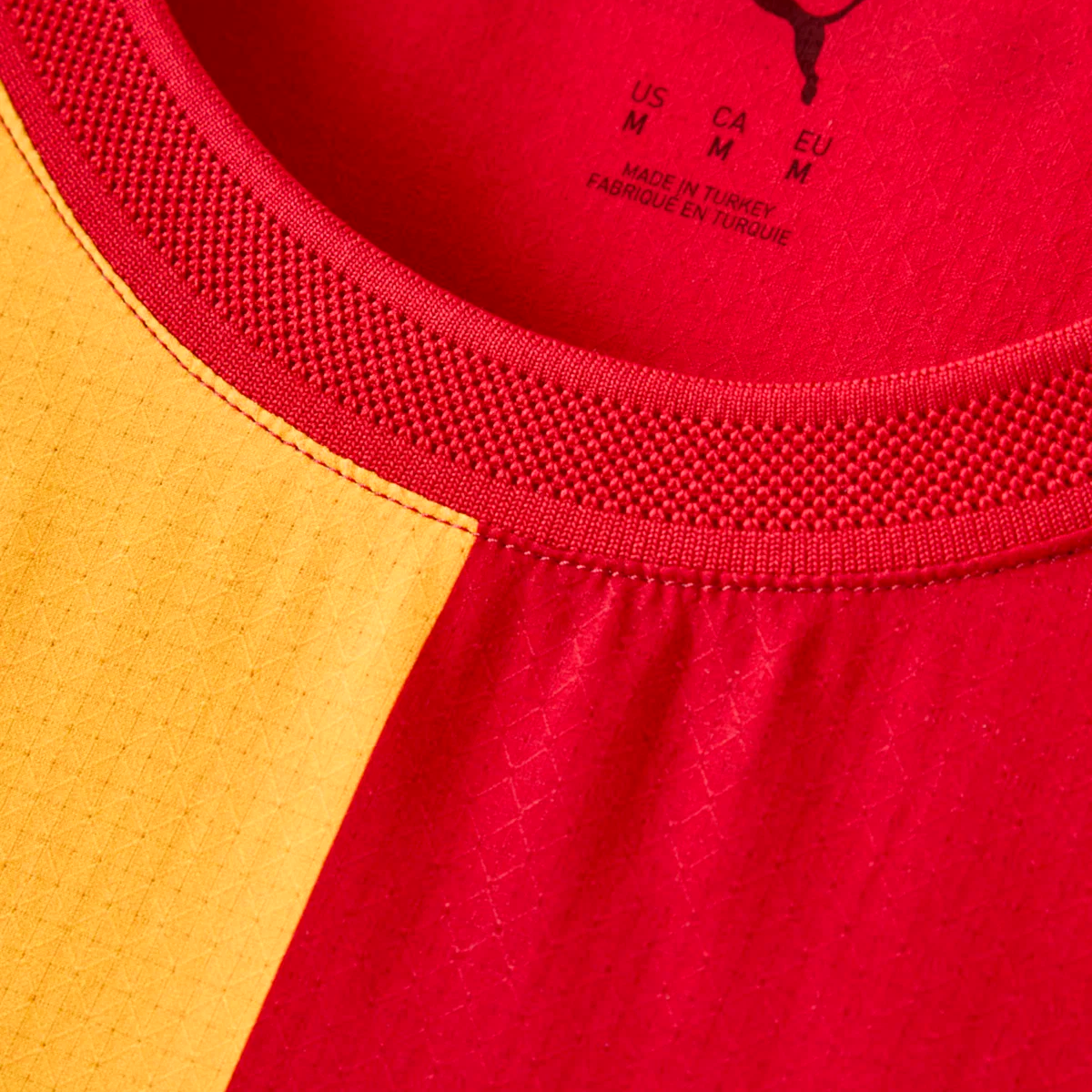Home 26/27 Player Edition Shirt - Collar Detail