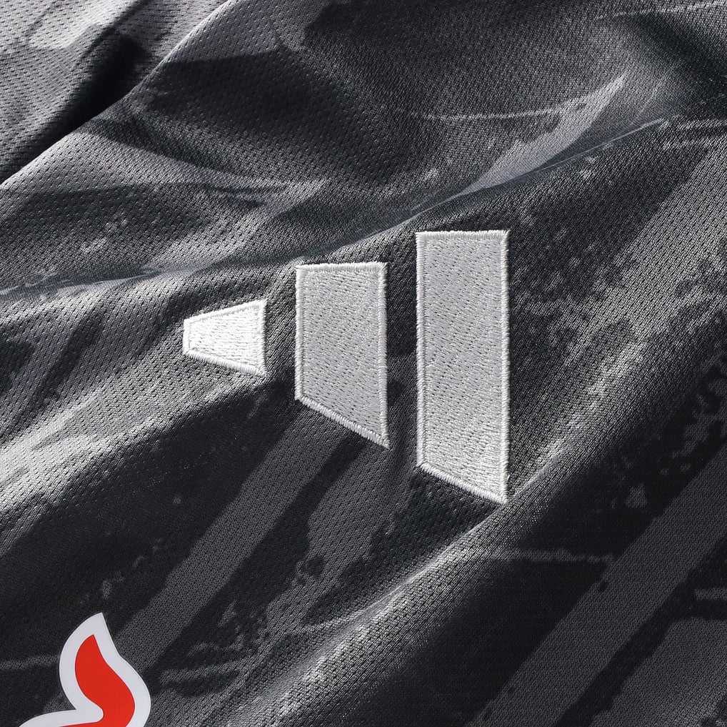 Third 26/27 Men's Shirt - Brand Logo
