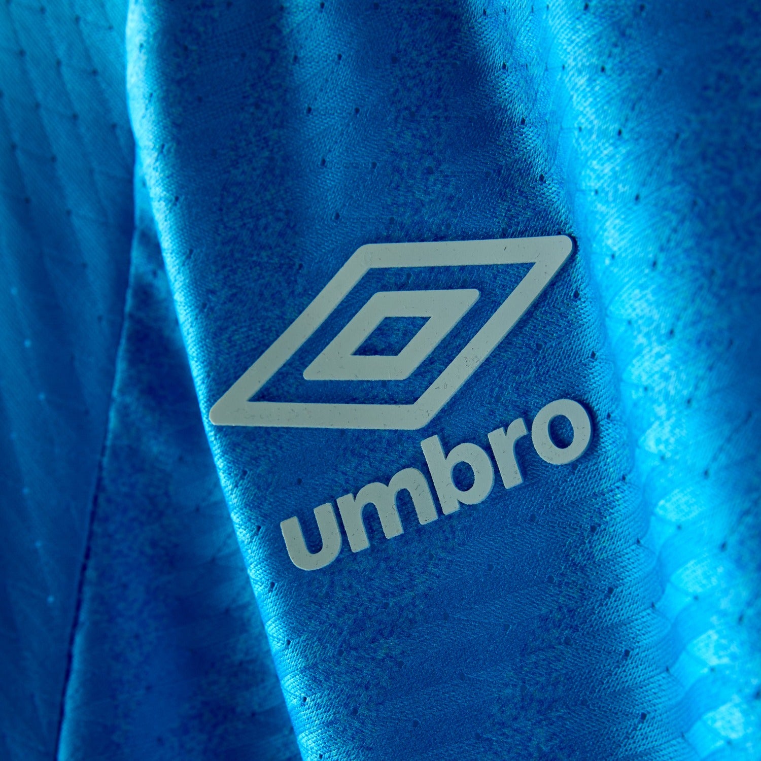 Home 26/27 Men’s Shirt - Brand Logo