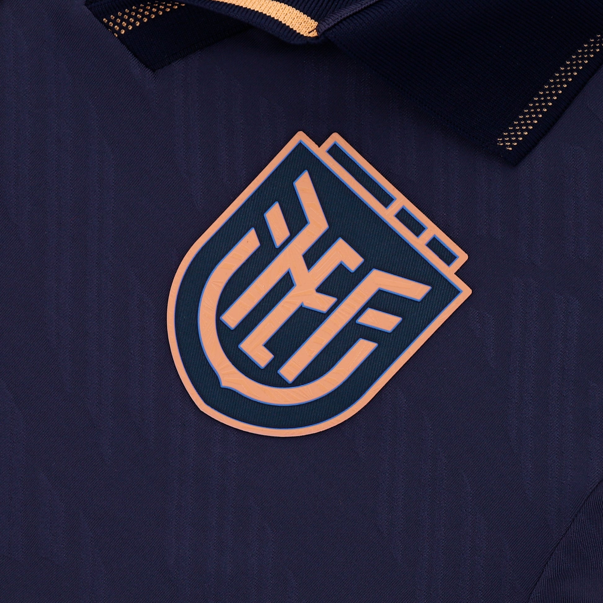 Third 26/27 Men's Shirt - Club Crest