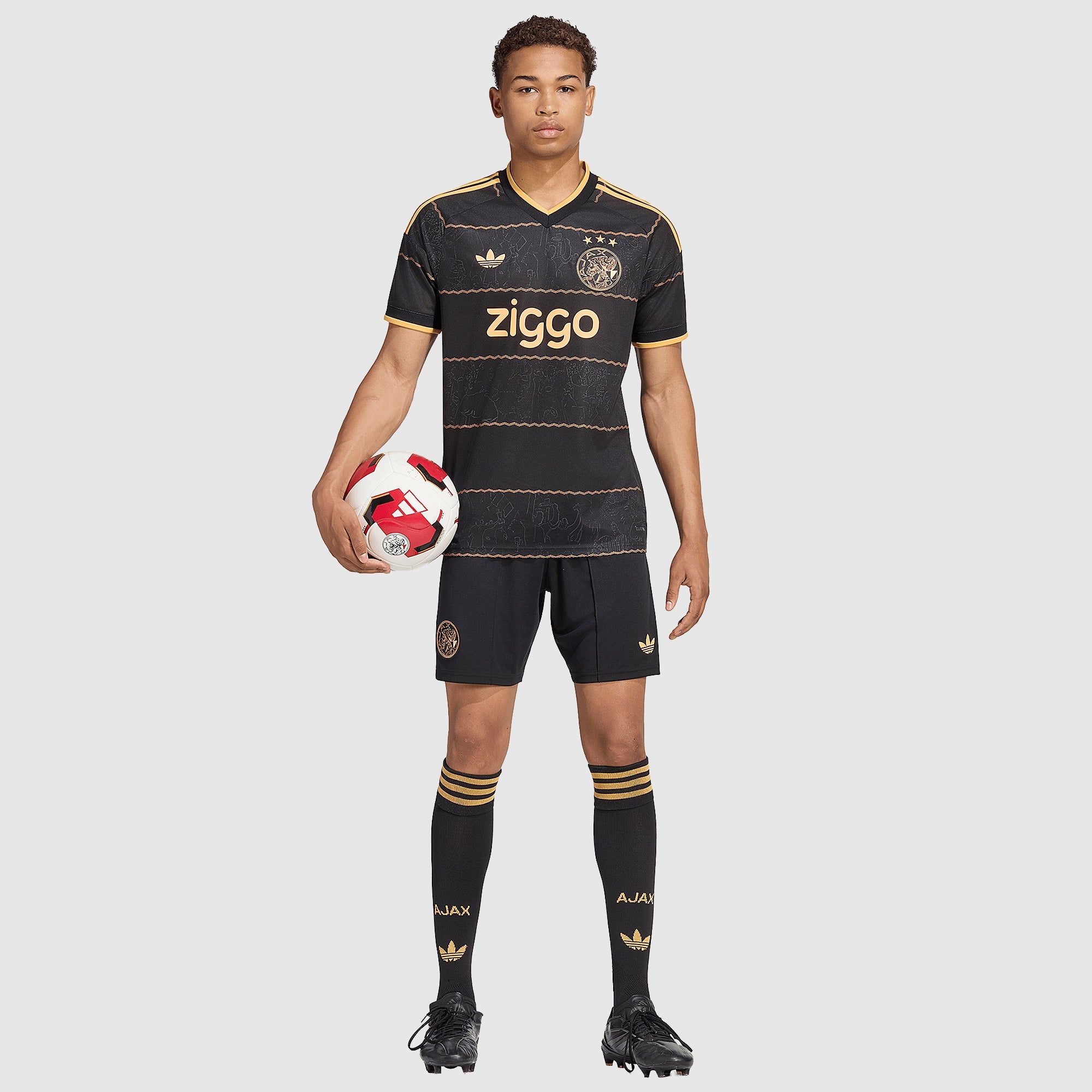 Away 26/27 Men's Shirt - Model Front