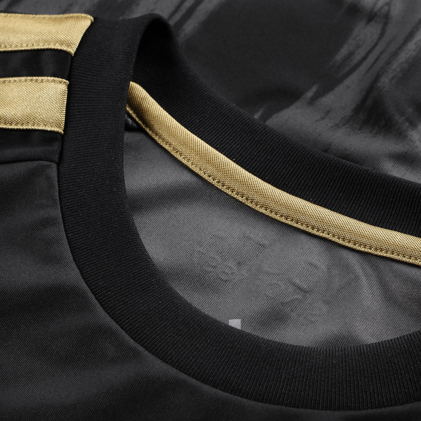 Third 26/27 Men's Shirt - Collar