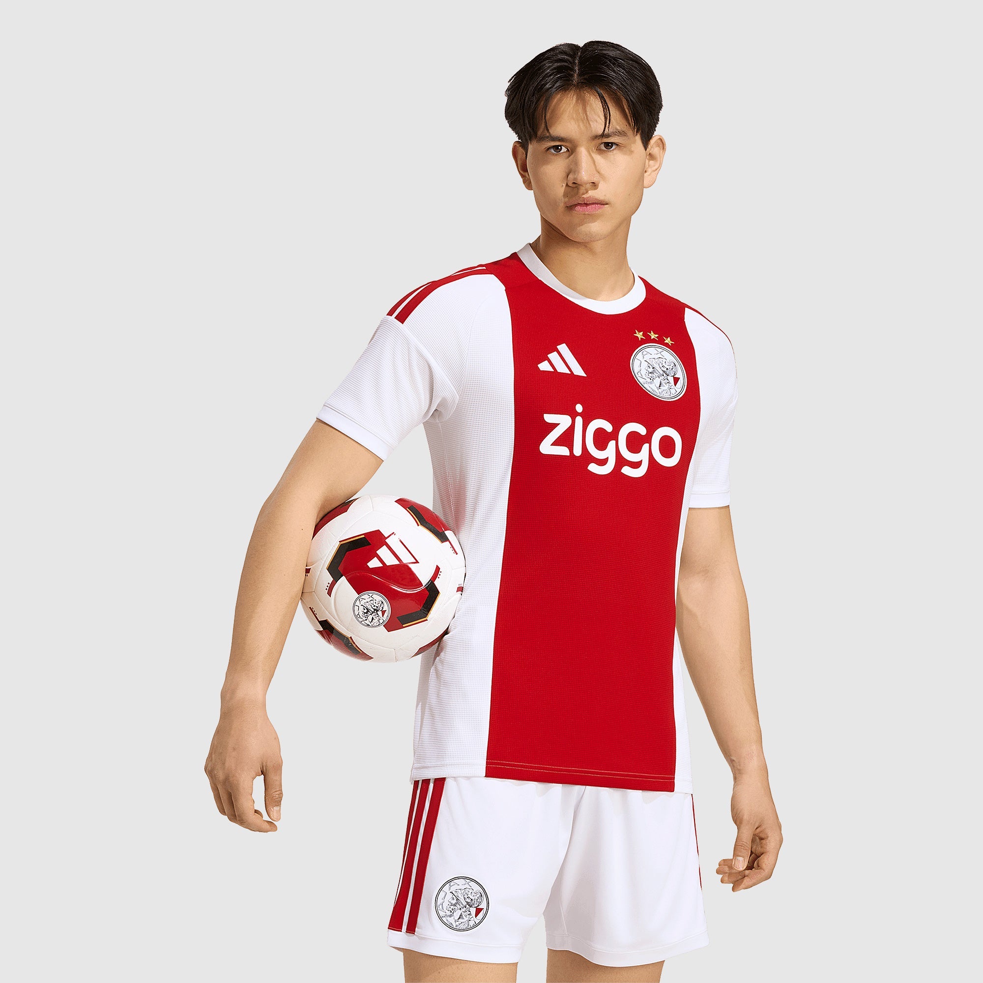 Home 26/27 Men's Shirt - Model Front