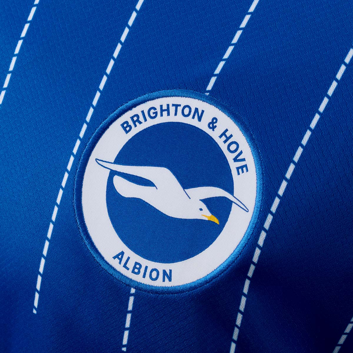 Home 26/27 Men's Shirt - Club Crest