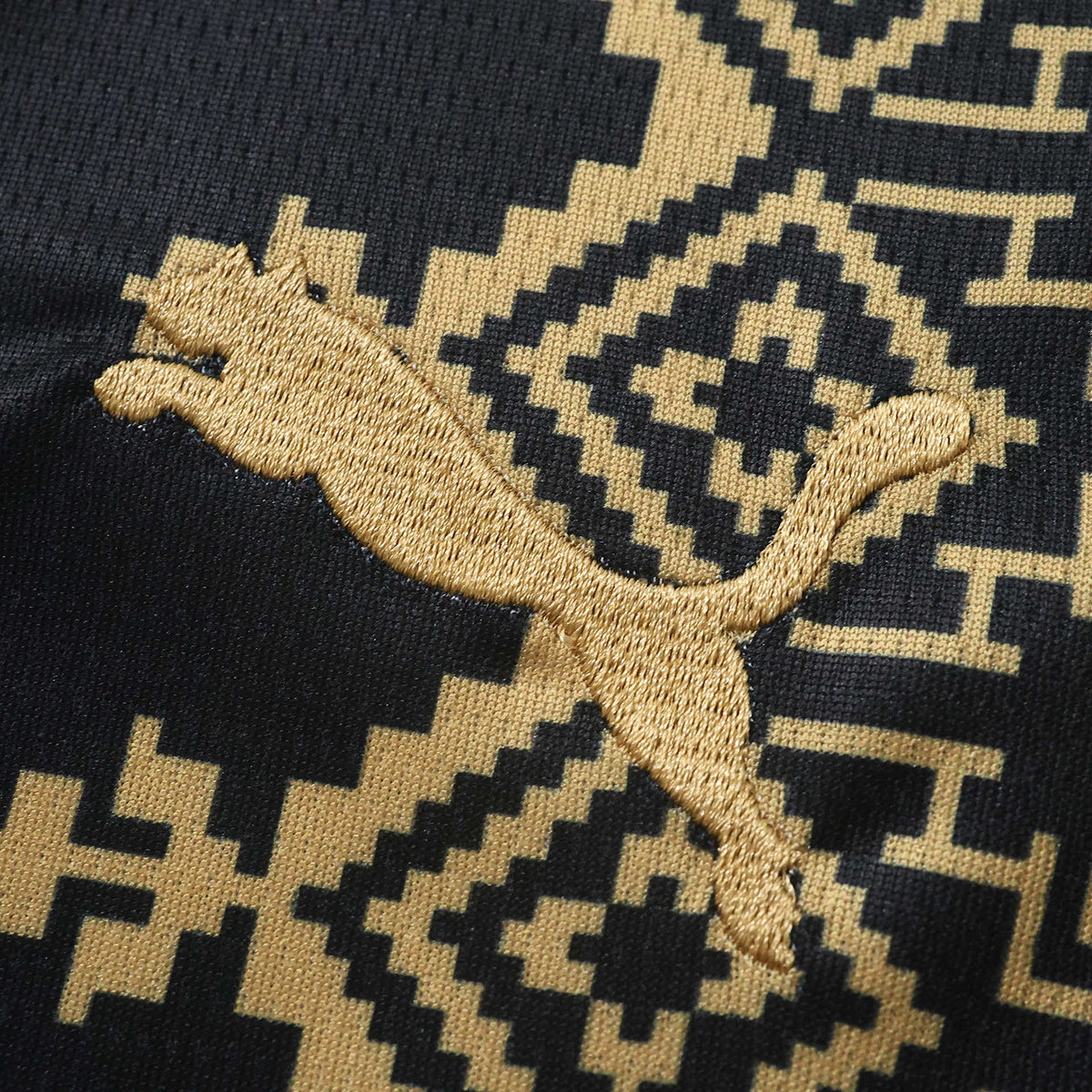 Special Edition 26/27 Men’s Shirt - Detail