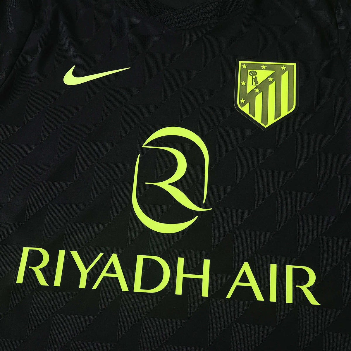 Away 26/27 Player Edition Shirt - Sponsor Detail