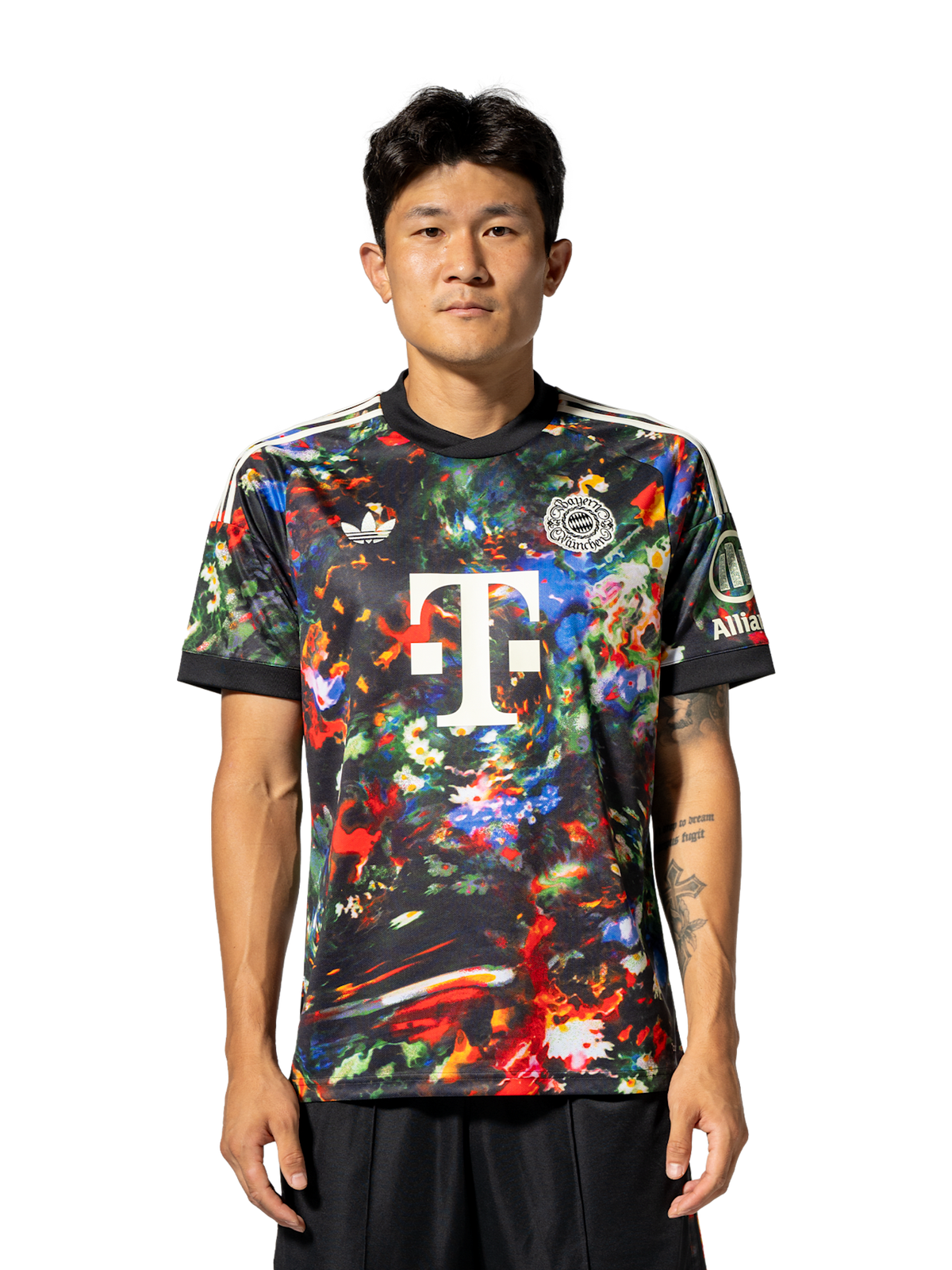 Oktoberfest 26/27 Player Edition Shirt - Model Front
