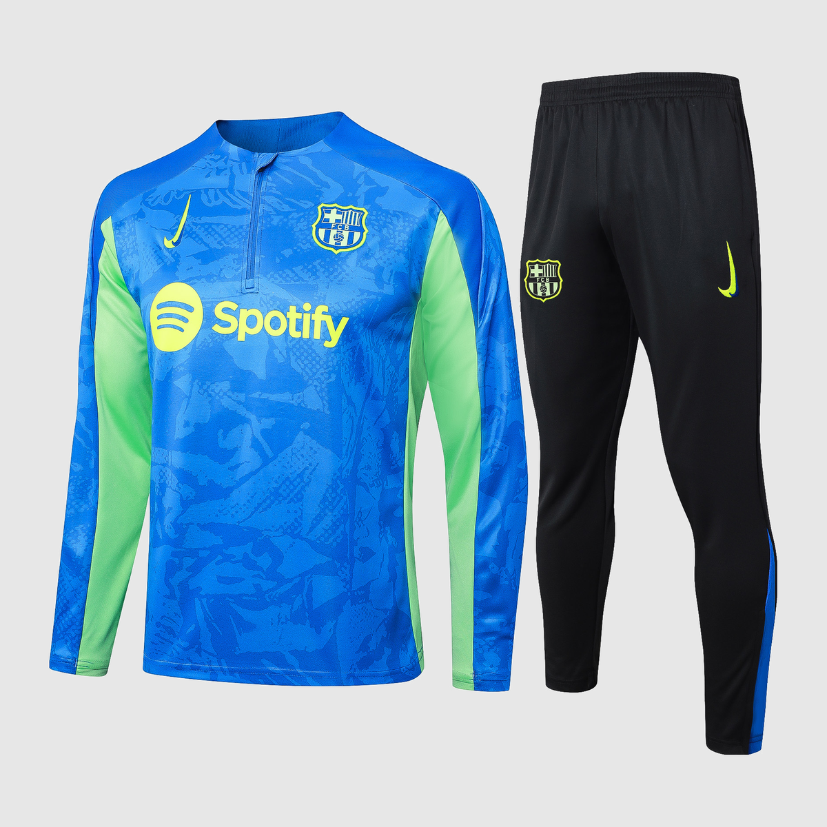 Half-Zip 24/25 Tracksuit Kit - Front