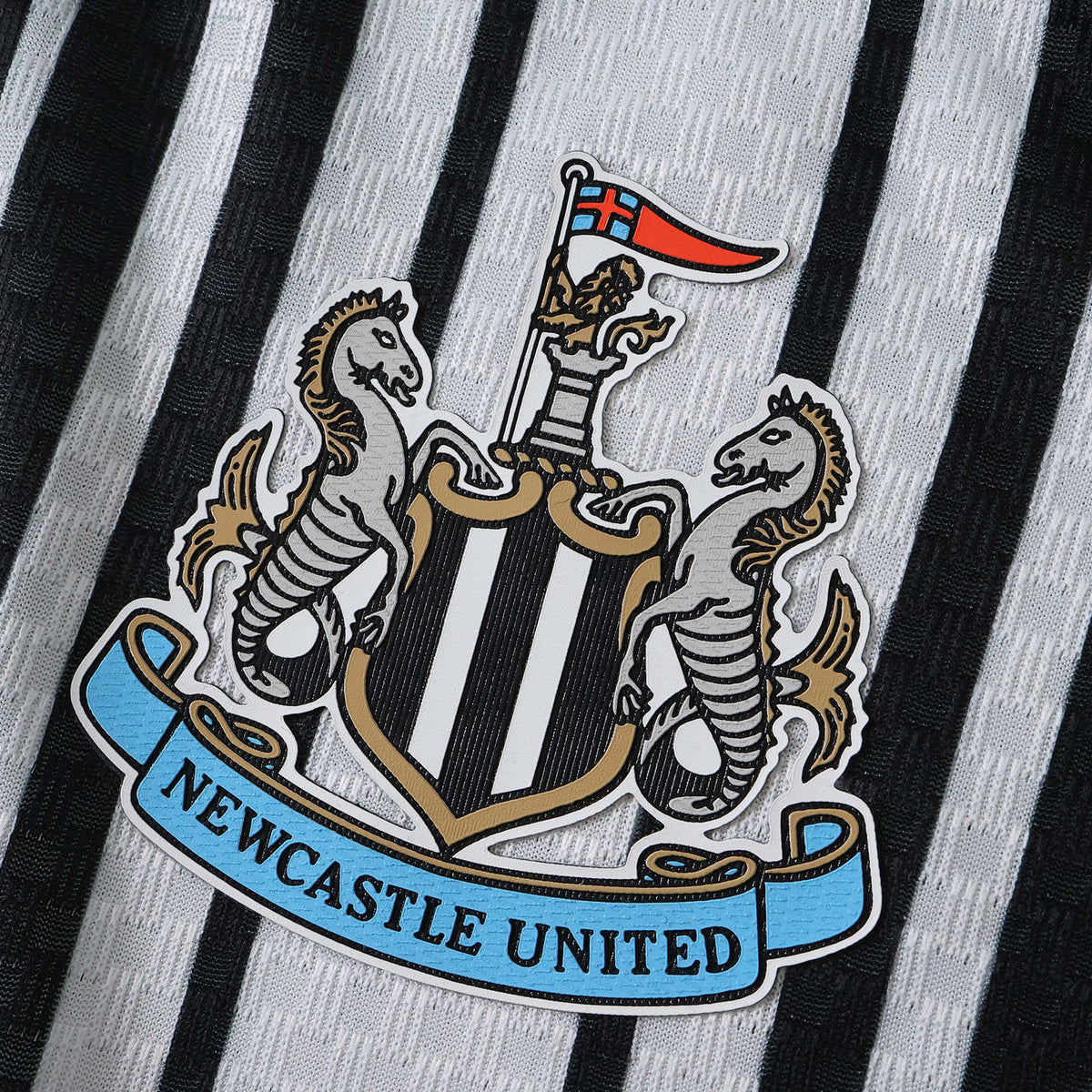 Home 26/27 Player Edition Shirt - Club Crest