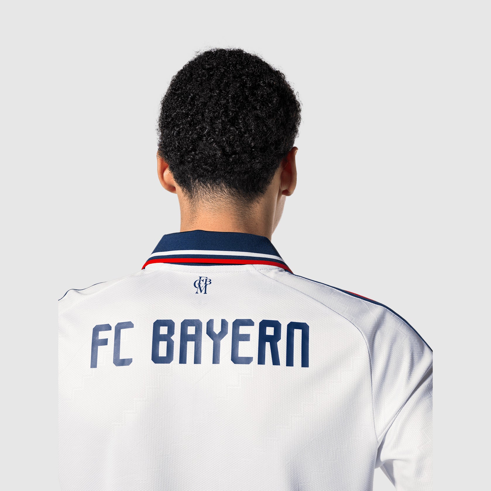 Away 26/27 Men's Shirt - Model Back Detail