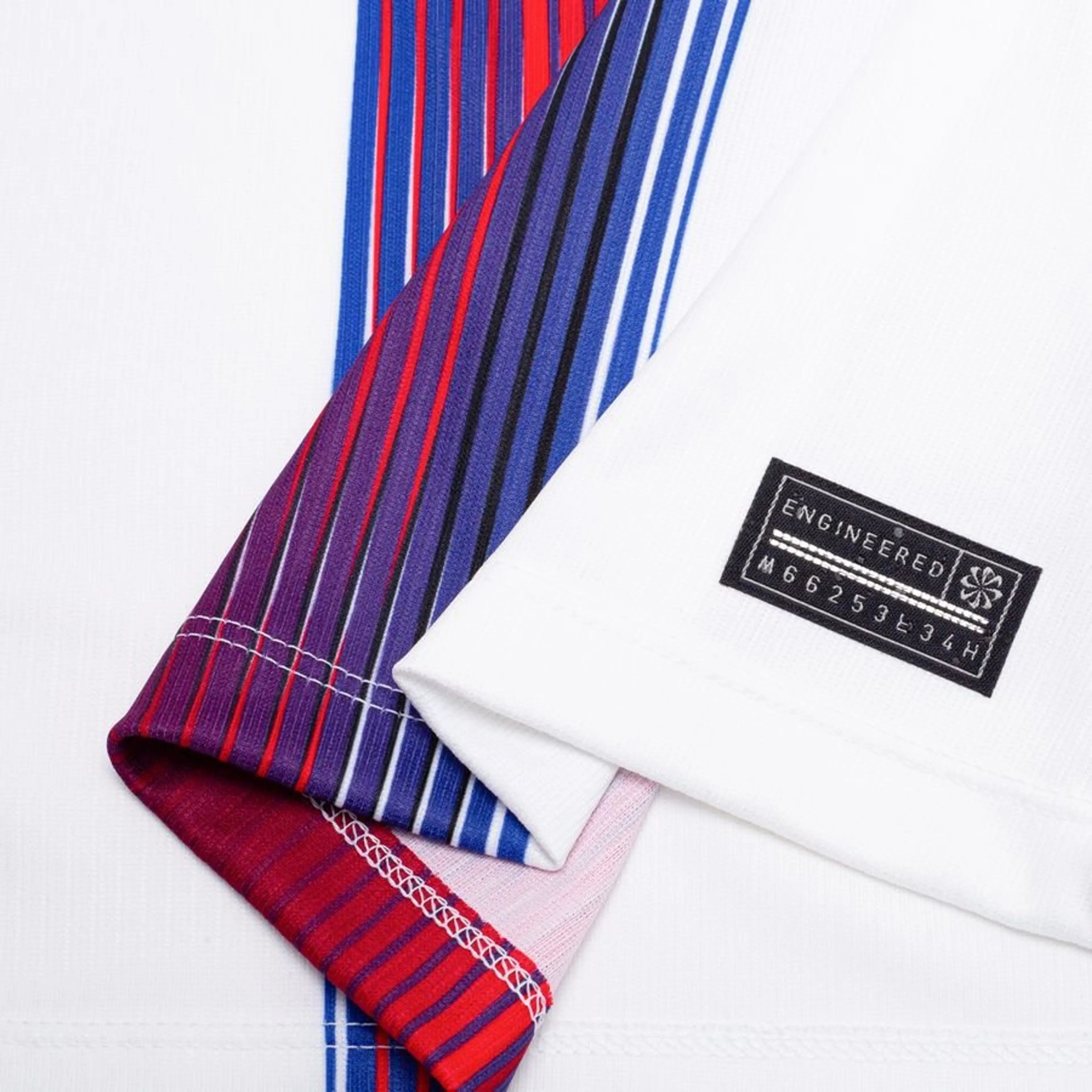 Away 26/27 Men's Shirt - Hem Detail