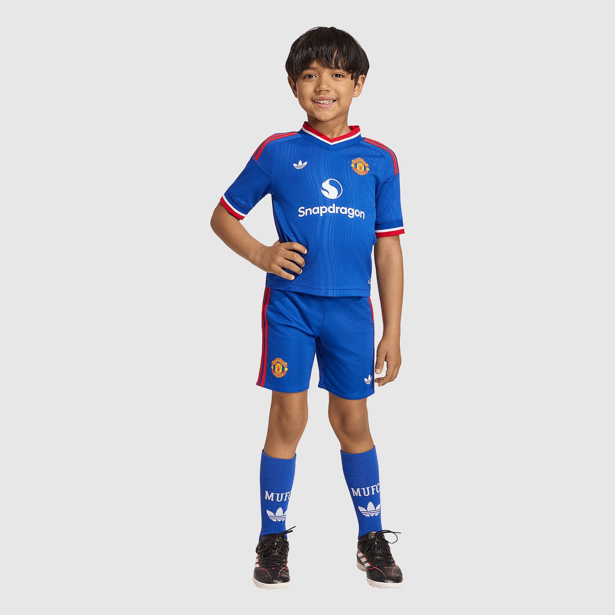 Away 26/27 Kids Shirt Kit - Model Front