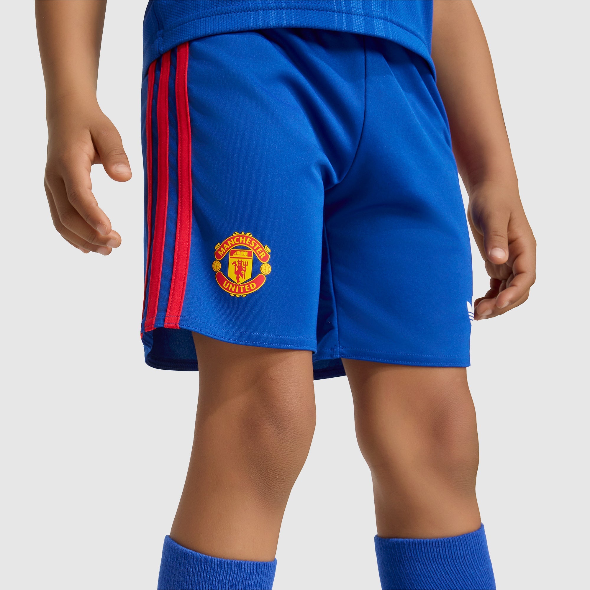 Away 26/27 Kids Shirt Kit - Model