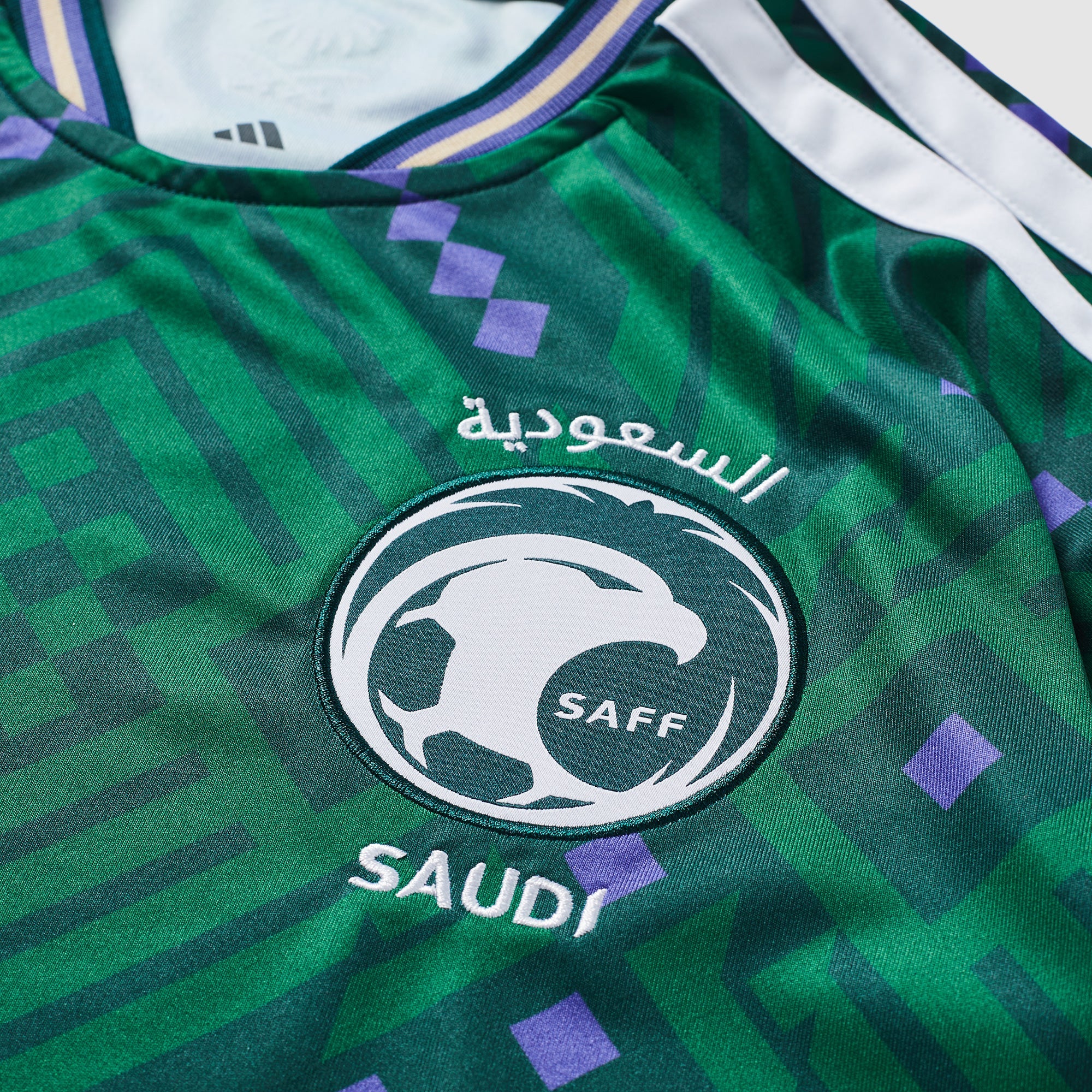 Home 26/27 Men's Shirt - Club Crest