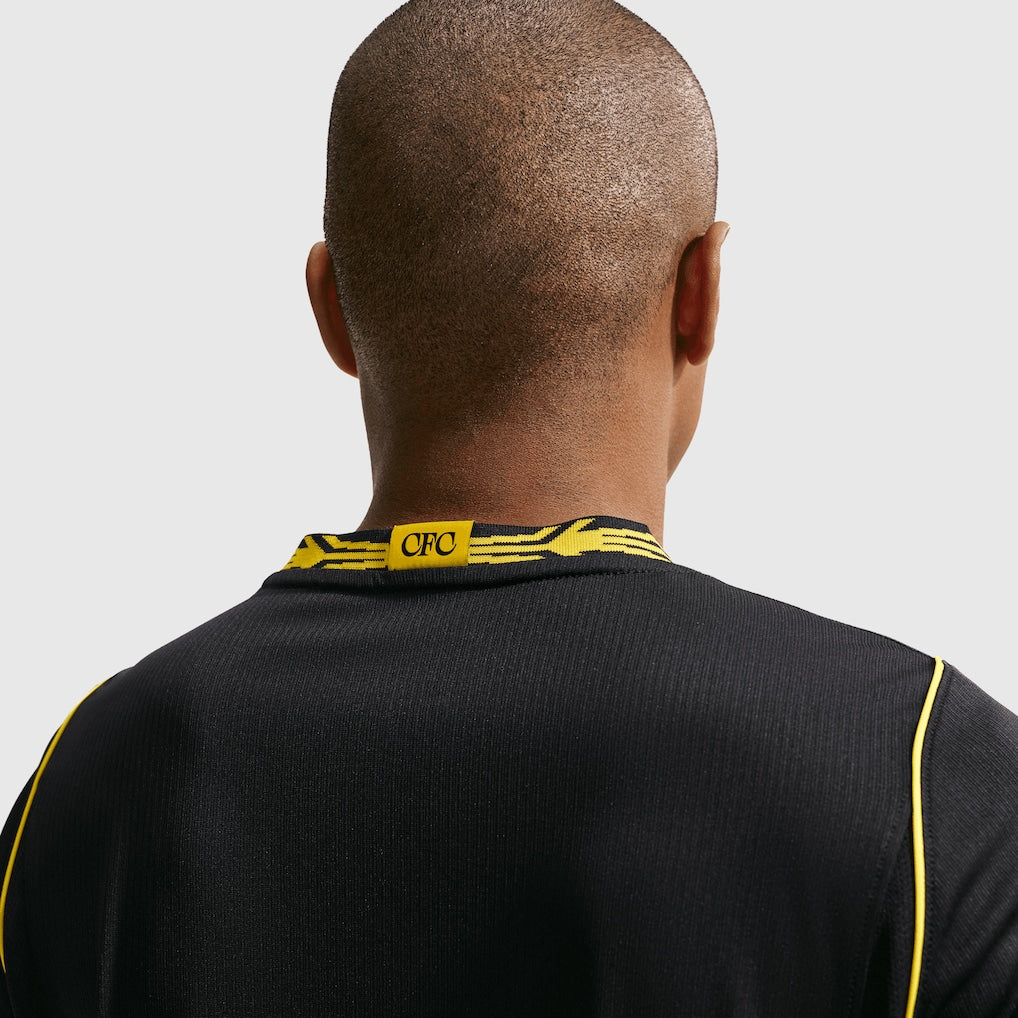 Away 26/27 Men's Shirt - On Body Back Collar