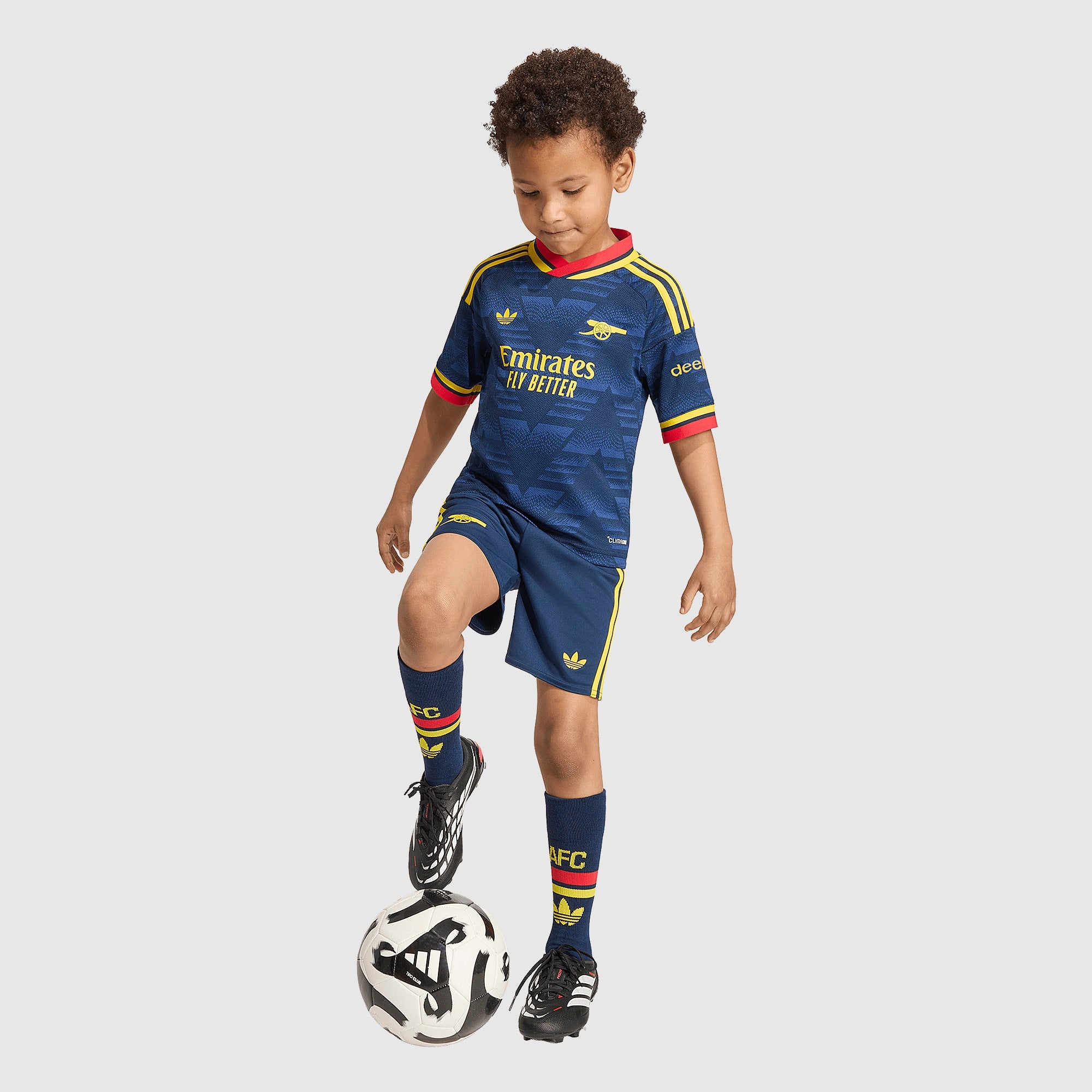 Away 26/27 Kids Shirt Kit - Model Front