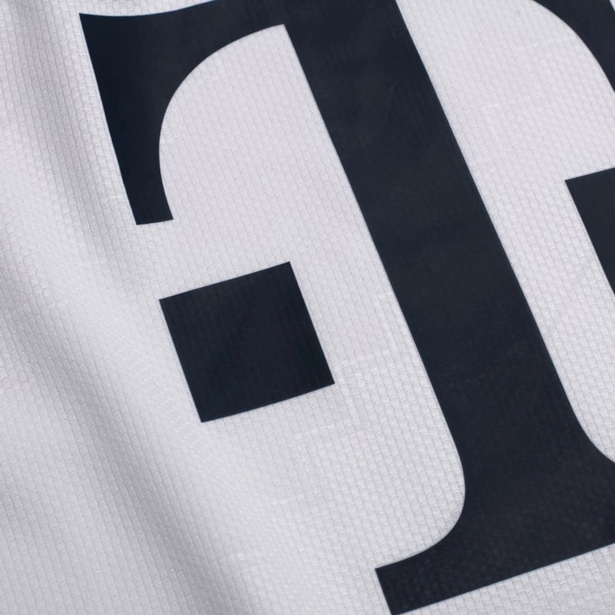 Away 26/27 Men's Shirt - Sponsor Detail
