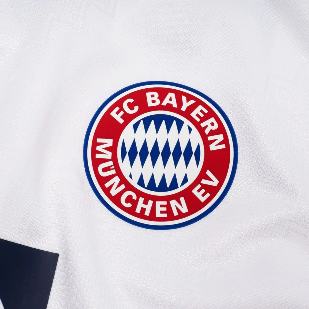 Away 26/27 Player Edition Shirt - Club Crest