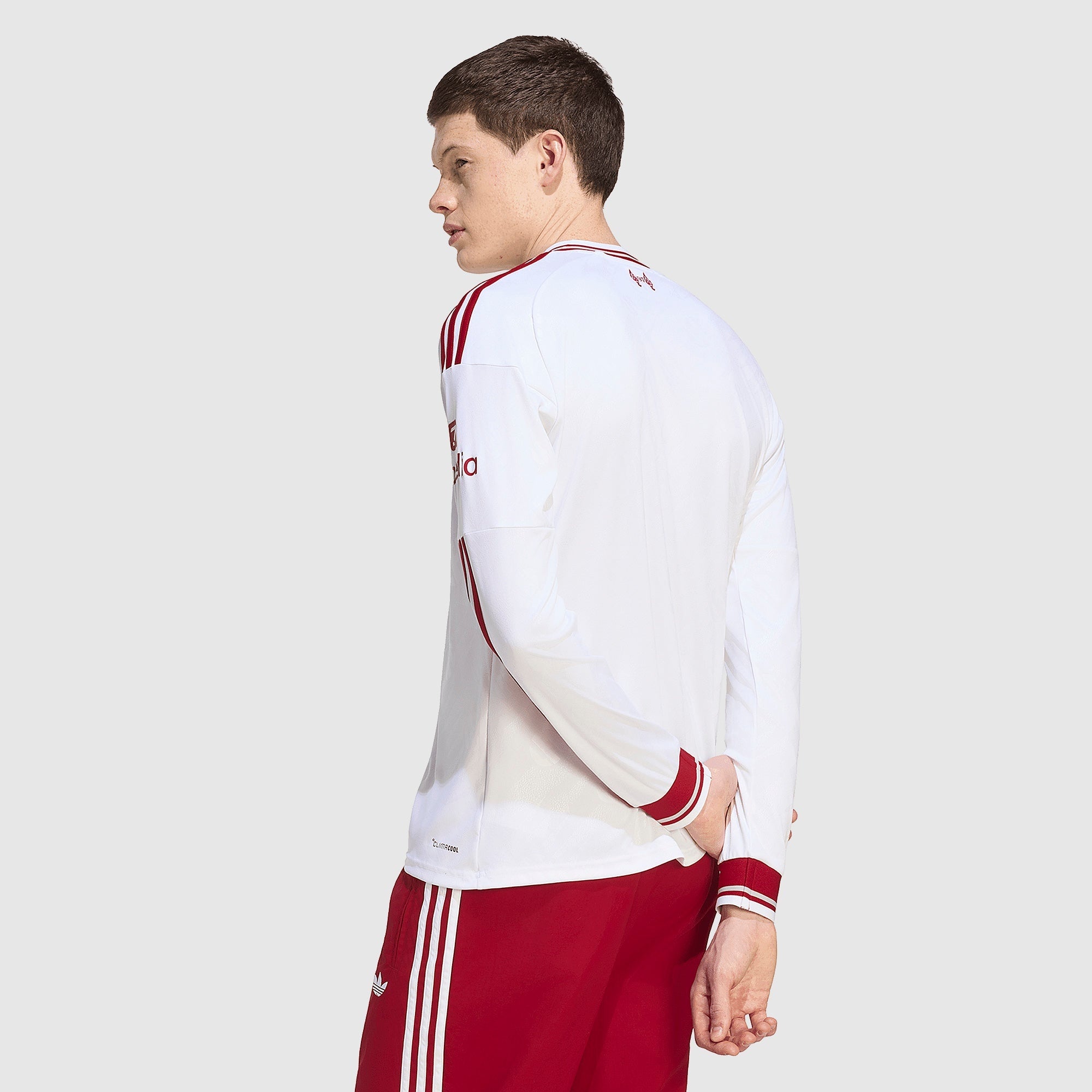 Away 26/27 Men's Long Sleeve Shirt - Model Back