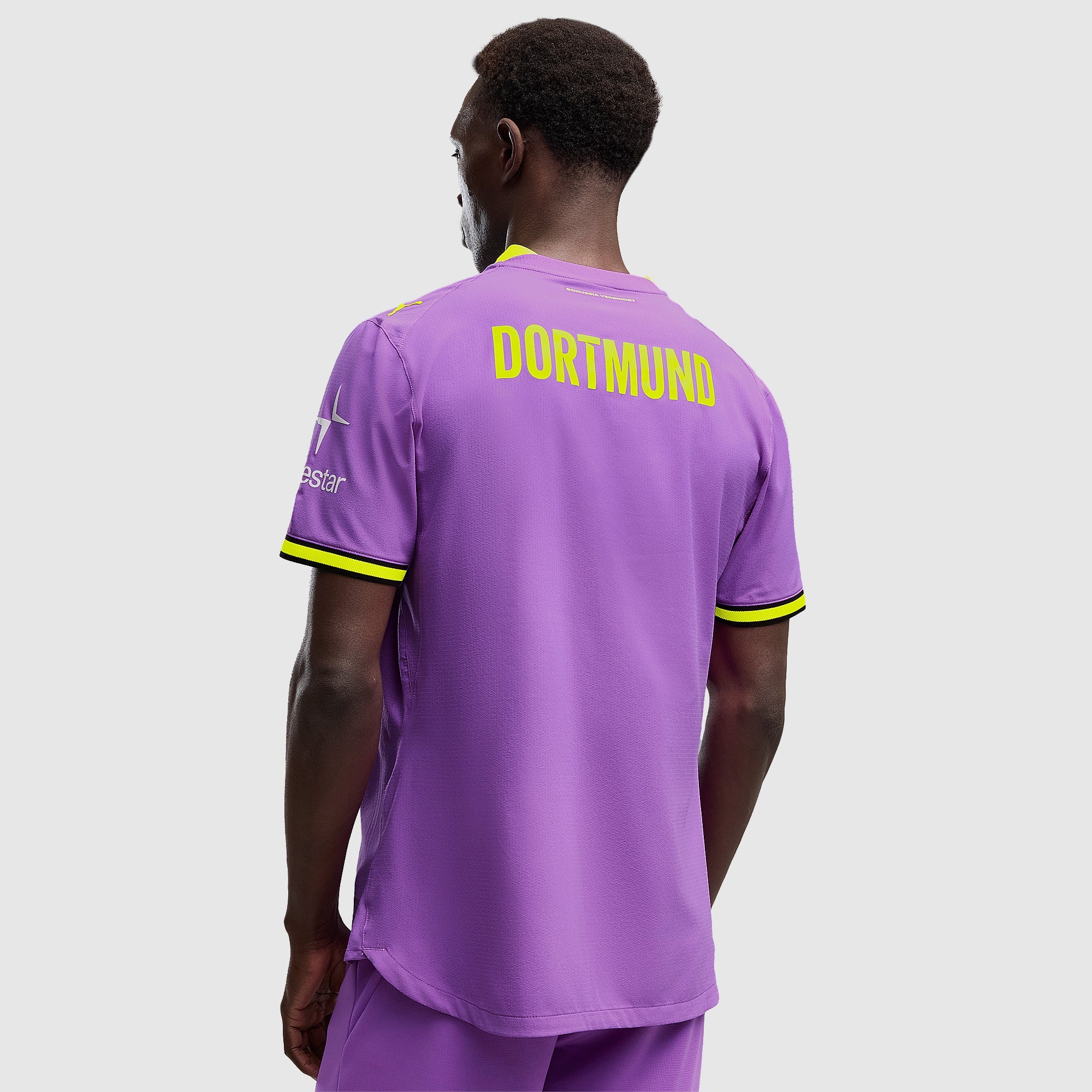 Away 26/27 Player Edition Shirt - Model Back