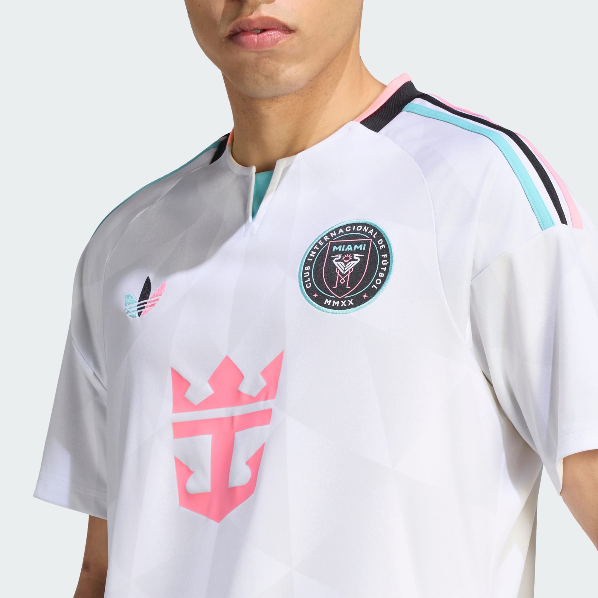 Third 26/27 Men's Shirt - Club Crest