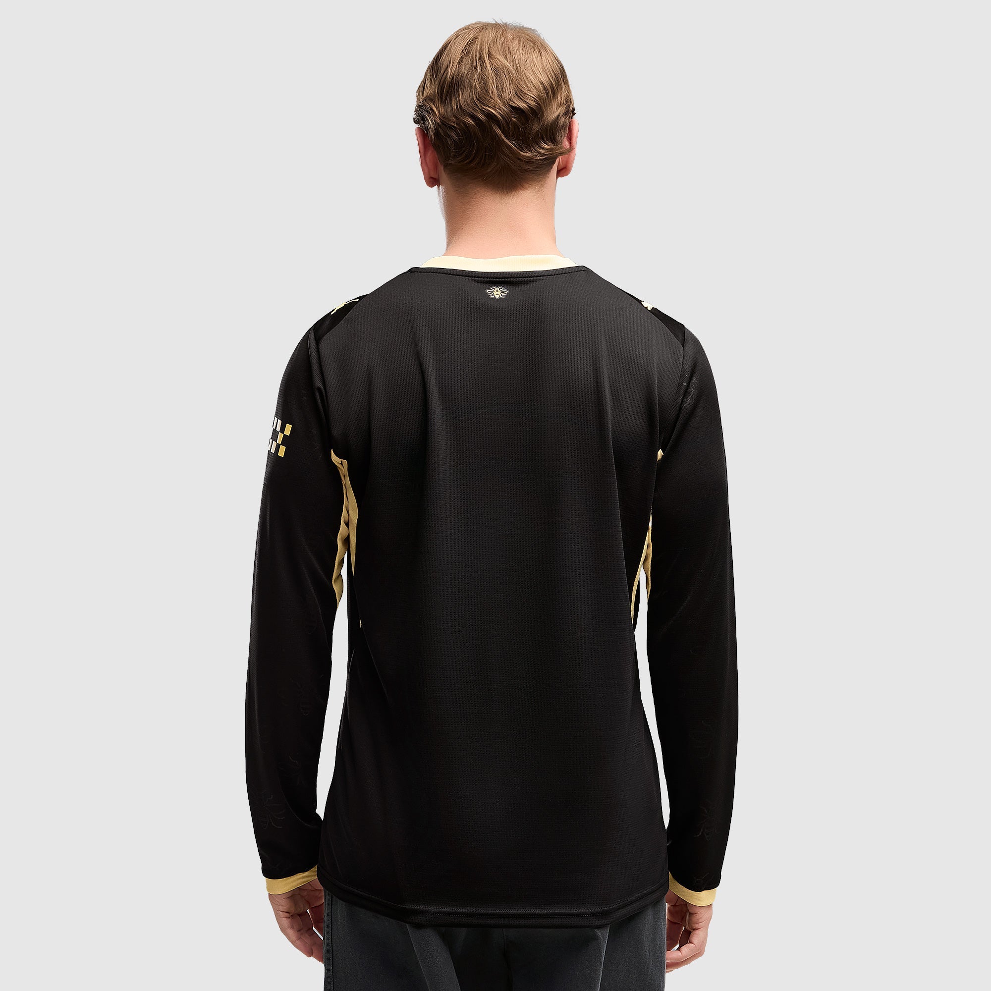 Away 26/27 Men's Long Sleeve Shirt - Model Back